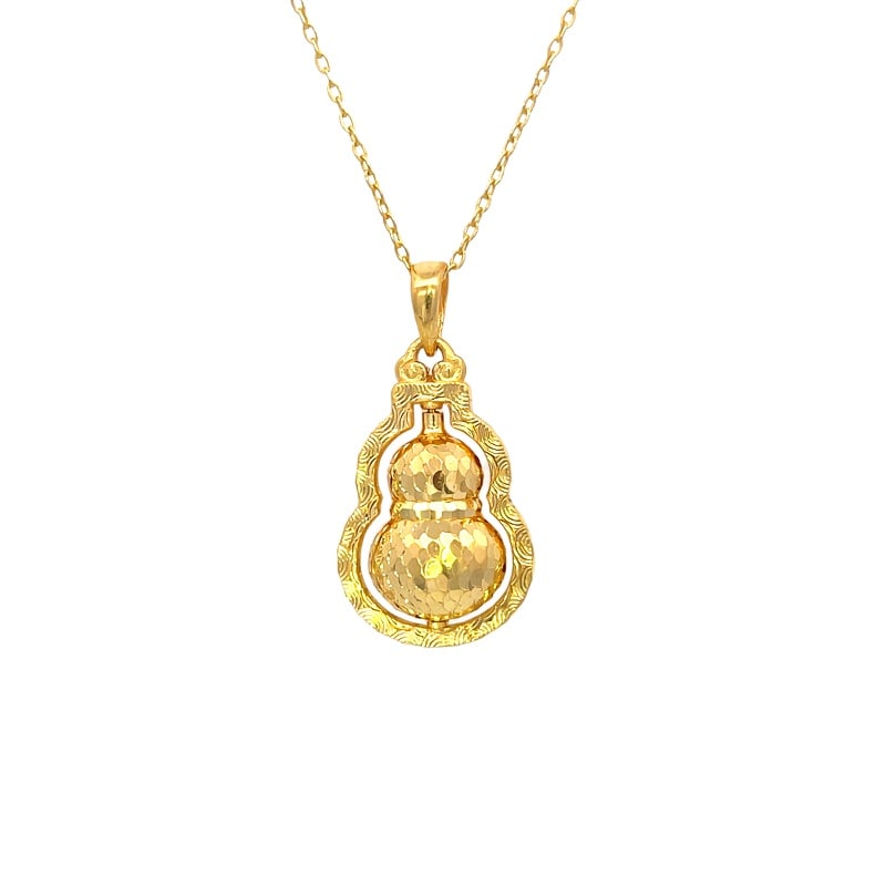 916 Gold Gourd Pendant