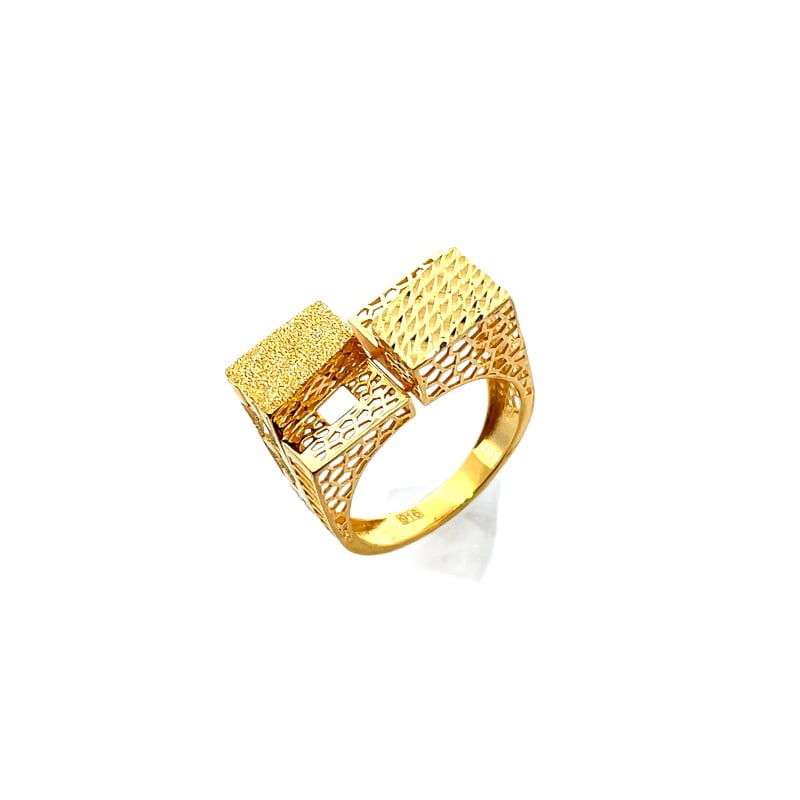 916 Gold Facet IV Ring